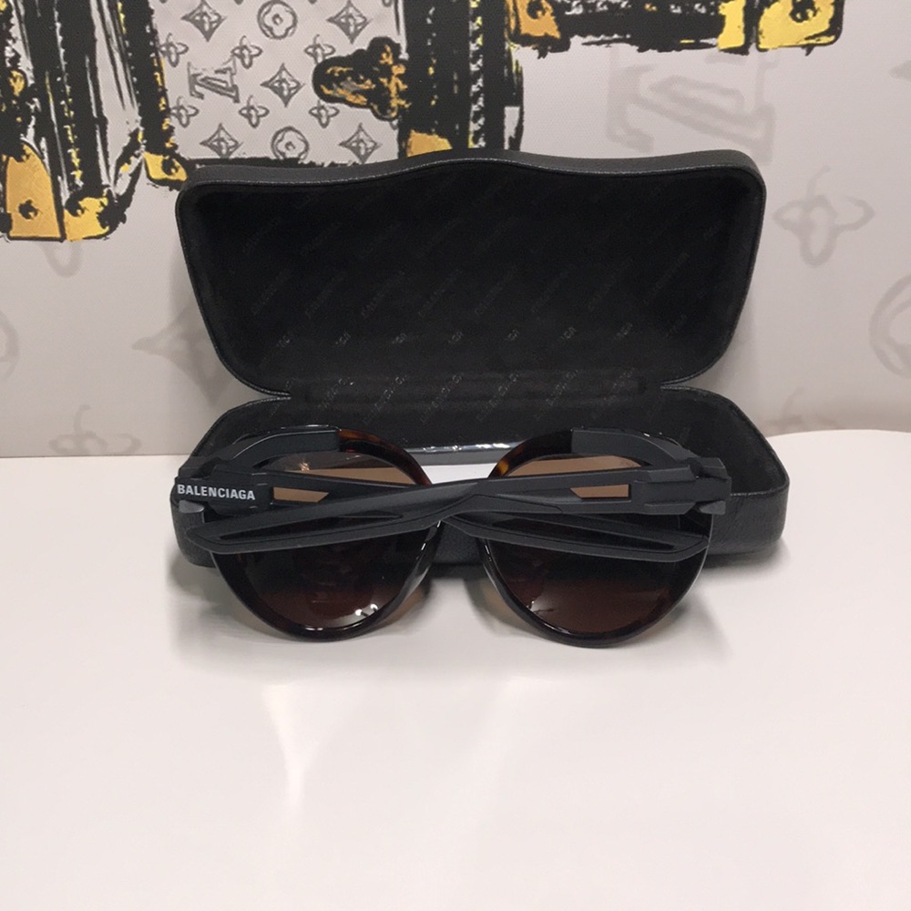 New Authentic Balenciaga Tortoise Shell Sunglasses BB0024SA 001 - Picture 12 of 14